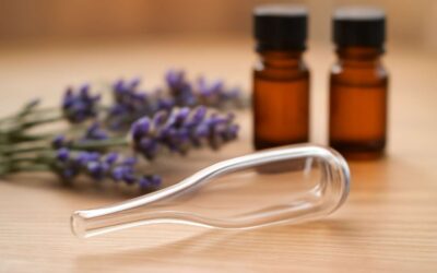 Experience calm and focus on the go with aromatherapy inhaler for instant zen.